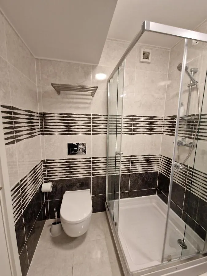 Golden Airport Residence Otopeni Apartamento